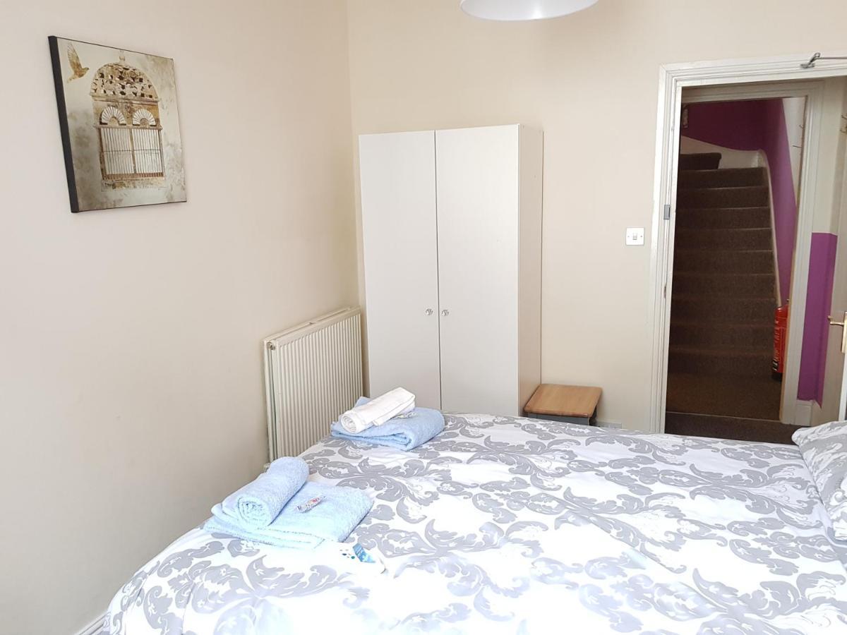 אבריסטוויט 17 Bridge St, 3 Bedroom Flat מראה חיצוני תמונה