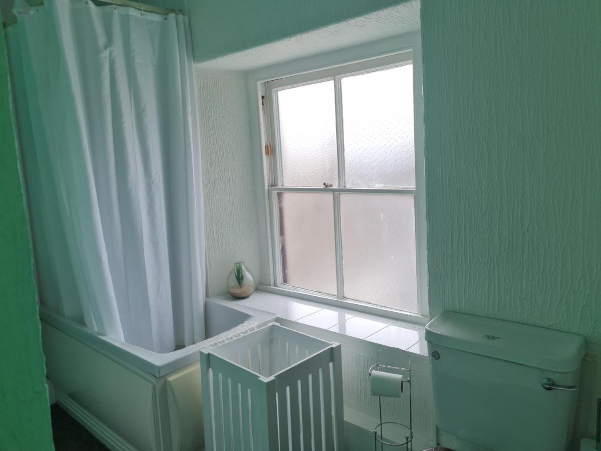 אבריסטוויט 17 Bridge St, 3 Bedroom Flat מראה חיצוני תמונה
