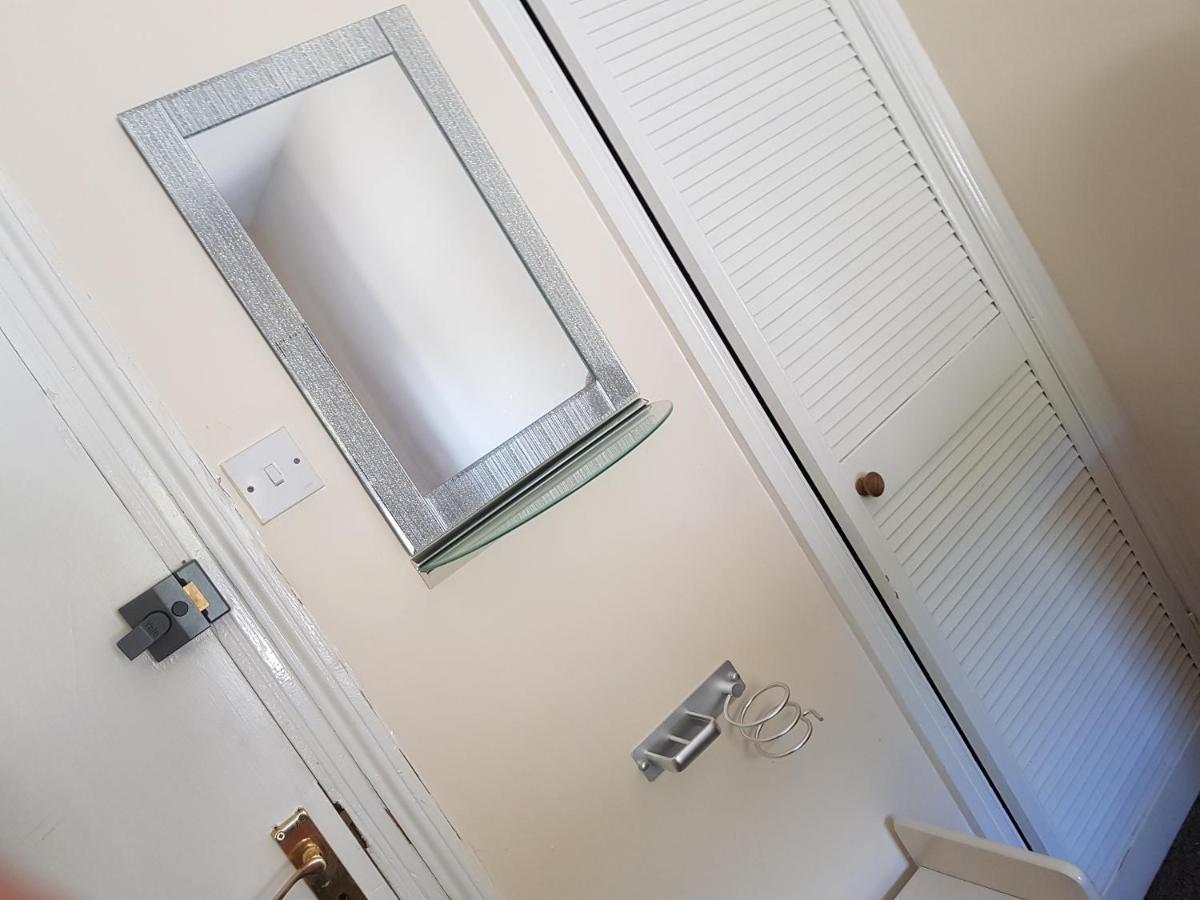 אבריסטוויט 17 Bridge St, 3 Bedroom Flat מראה חיצוני תמונה